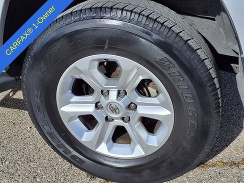 Used 2022 Toyota 4Runner SR5 image 9