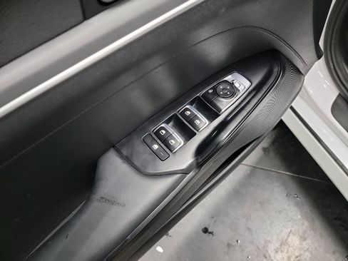 Used 2022 Kia K5 GT-Line image 14