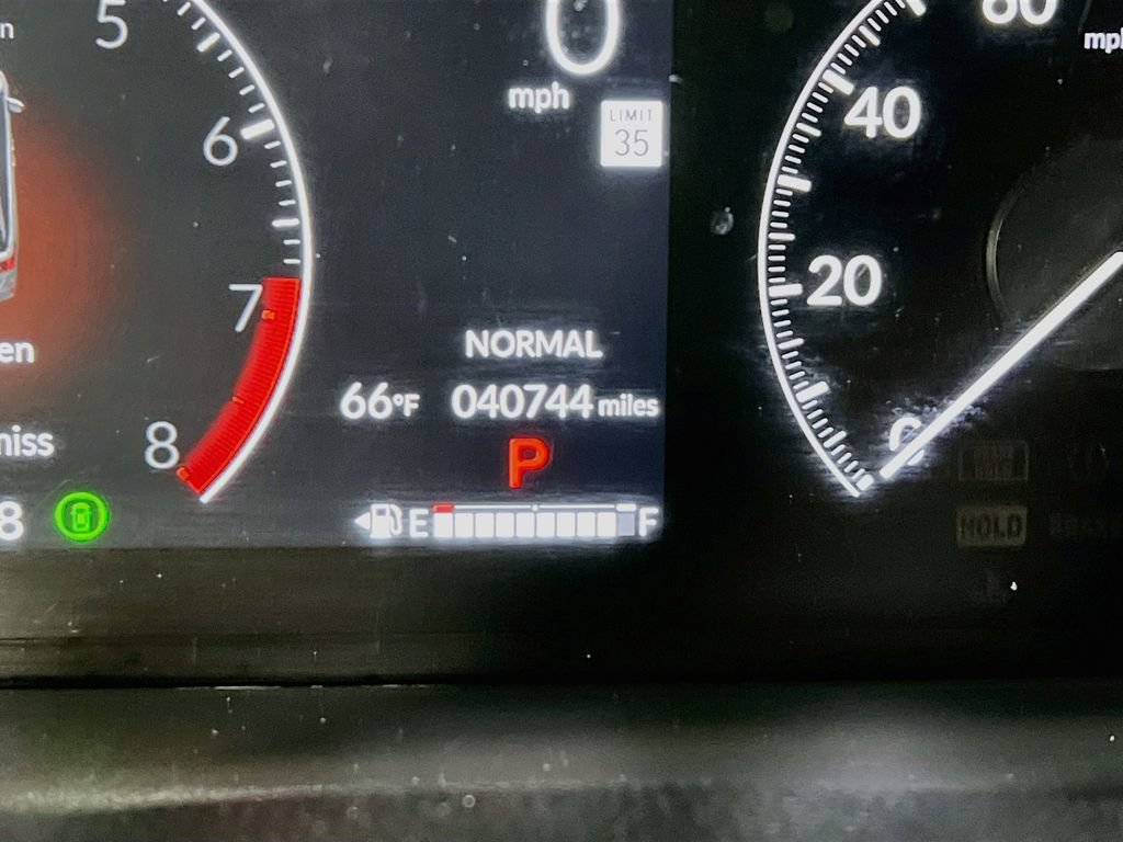 Used 2025 Honda Odyssey Sport-L image 11