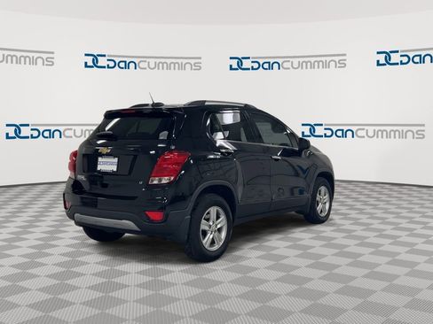 Used 2017 Chevrolet Trax LT w/ Driver Confidence Package image 8