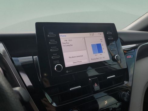 Used 2023 Toyota Camry LE image 23