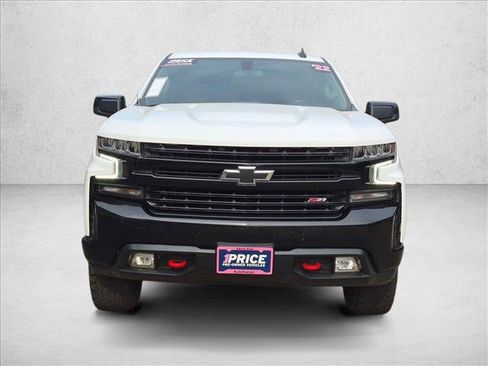 Used 2022 Chevrolet Silverado 1500 LT Trail Boss w/ Convenience Package II AWD/4WD image 2