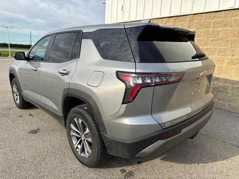 Used 2025 Chevrolet Equinox LT AWD/4WD image 7
