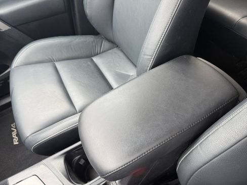 Used 2016 Toyota RAV4 Limited FWD image 14