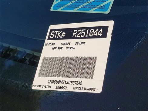 Used 2025 Ford Escape ST-Line w/ Equipment Group 301A image 28