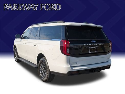 Used 2025 Ford Expedition Max Active image 7