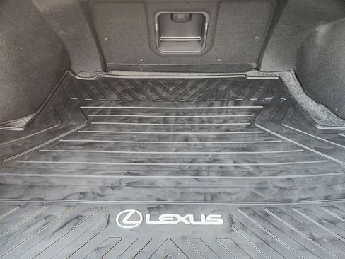 Used 2023 Lexus ES 350 w/ Premium Package image 34