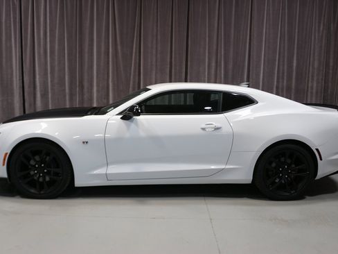 Used 2021 Chevrolet Camaro LT w/ 1LE Track Performance Package image 2