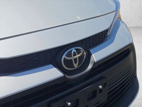 Used 2024 Toyota Corolla LE FWD image 30