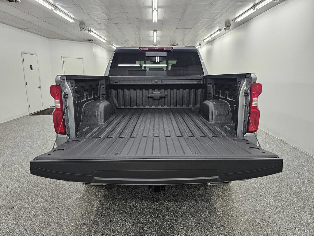 New 2026 Chevrolet Silverado 1500 RST w/ All Star Edition Plus AWD/4WD image 7
