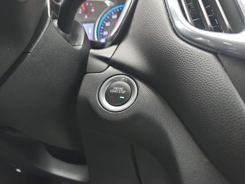 Used 2019 Chevrolet Equinox LT image 33