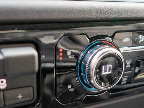 New 2026 GMC Sierra 1500 Elevation w/ Elevation Premium Package image 26