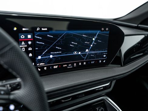 New 2025 Audi SQ5 Premium Plus image 12