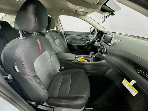 New 2025 Nissan Sentra SR image 34