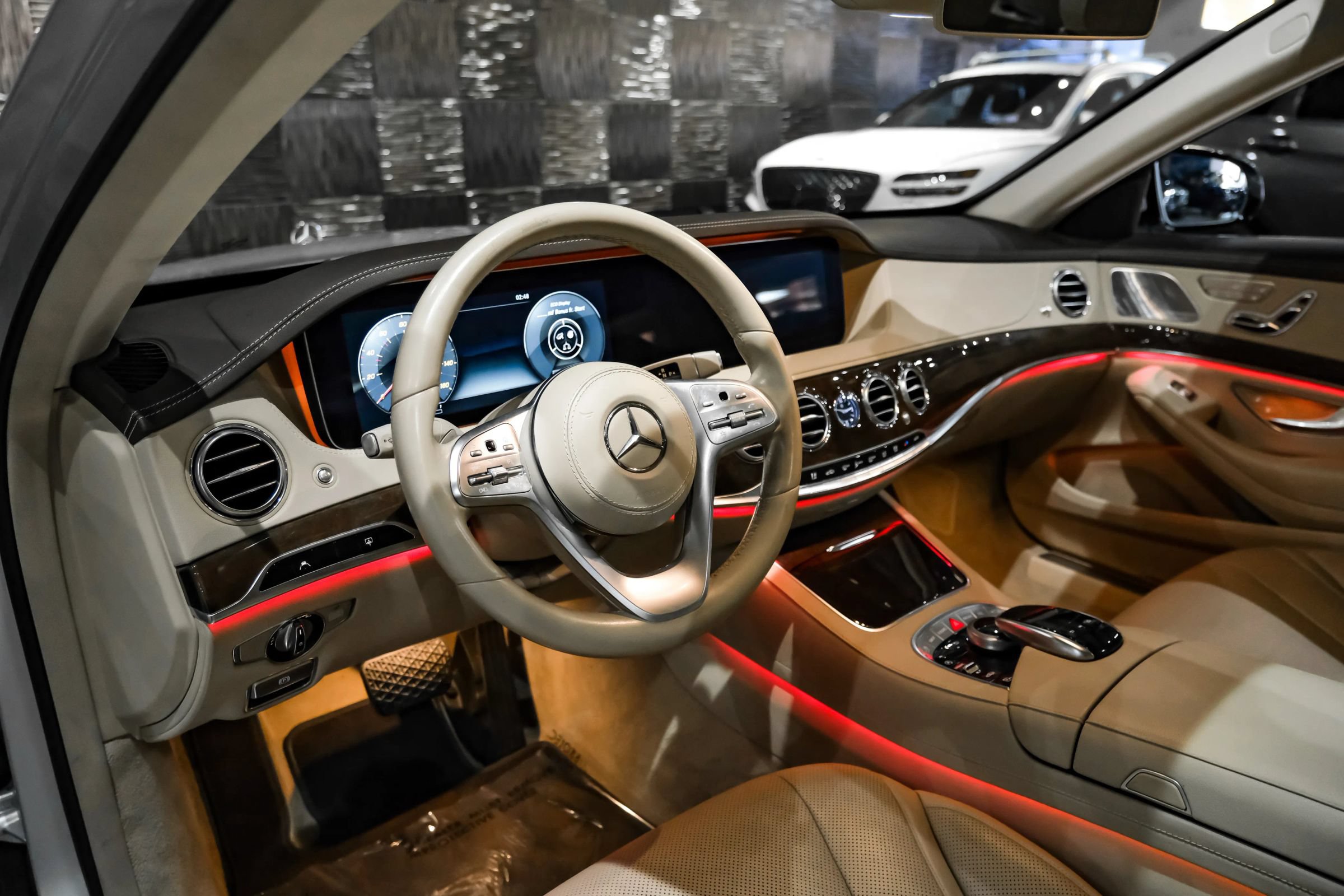 Used 2019 Mercedes-Benz S 450 Sedan image 3