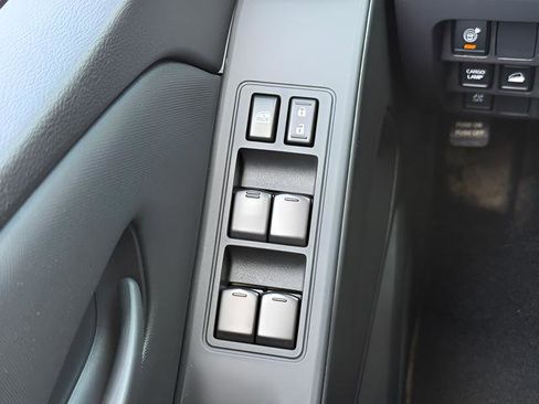 Used 2022 Nissan Frontier S w/ Technology Package AWD/4WD image 15