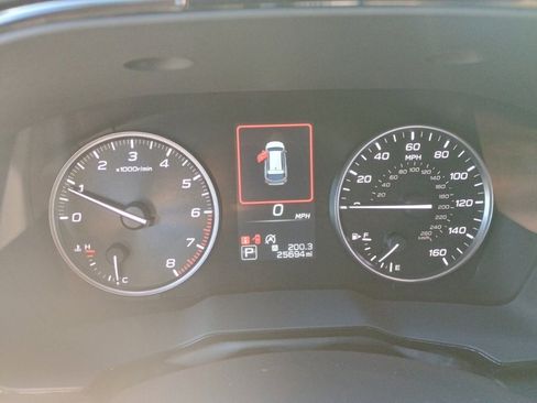 Used 2024 Subaru Outback Premium image 27