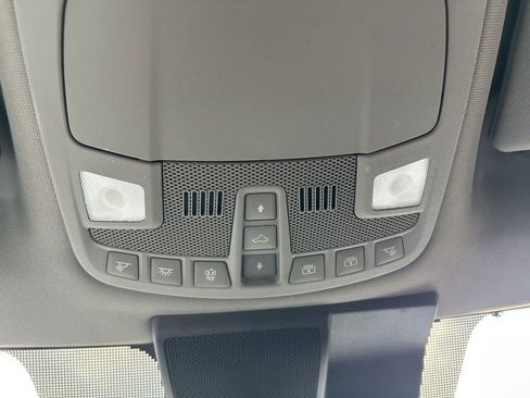 Used 2019 Ford F150 Lariat w/ Equipment Group 502A Luxury image 40