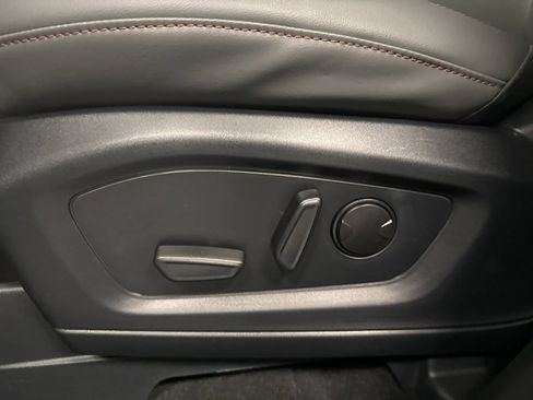 New 2026 Ford Explorer Active w/ Active Comfort Package AWD/4WD image 4
