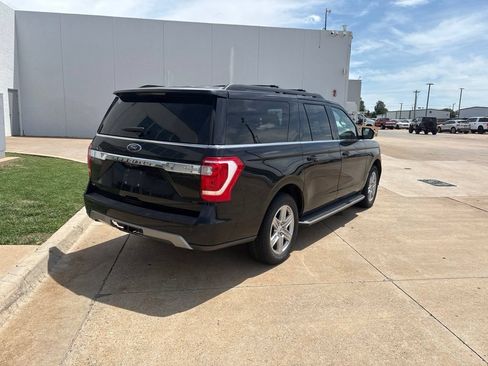 Used 2019 Ford Expedition Max XLT w/ Equipment Group 202A AWD/4WD image 5