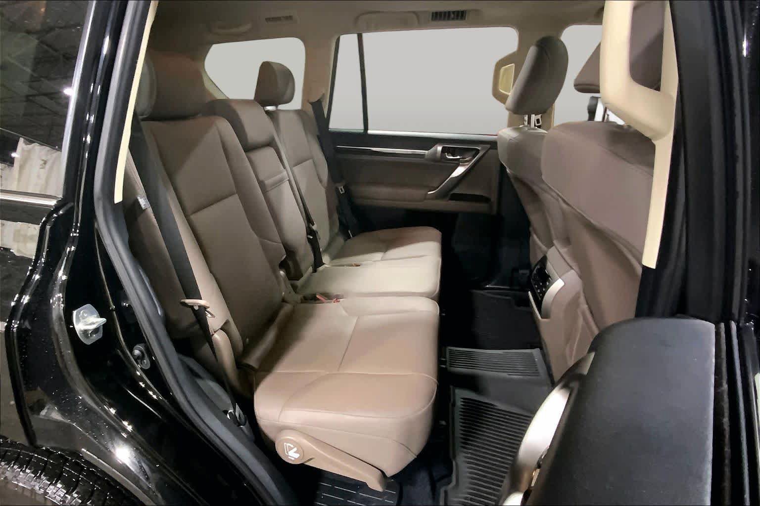 Certified 2023 Lexus GX 460 Premium w/ Premium Package AWD/4WD image 20
