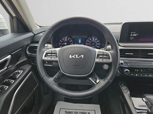 Used 2022 Kia Telluride S FWD image 12
