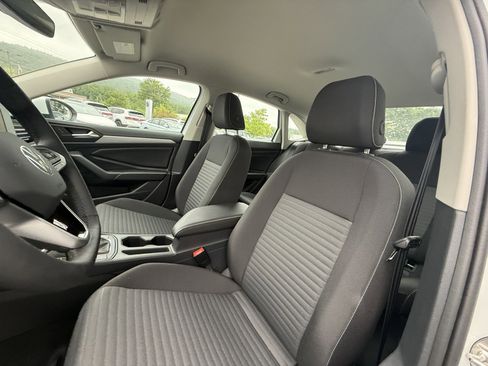 New 2025 Volkswagen Jetta S image 11
