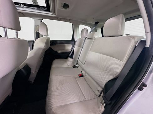 Used 2015 Subaru Forester 2.5i Premium w/ All-Weather Package AWD/4WD image 24