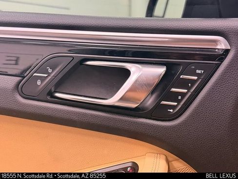Used 2016 Porsche Macan S AWD/4WD image 17