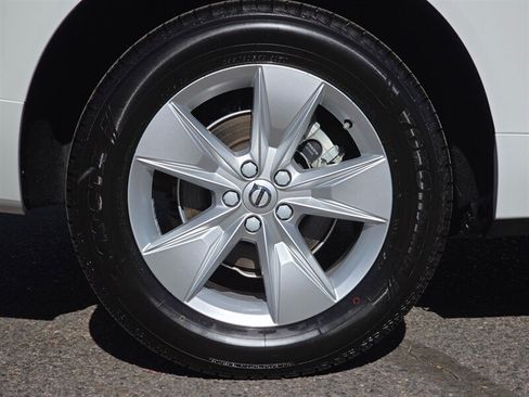 Used 2022 Volvo XC60 B5 Momentum AWD/4WD image 40