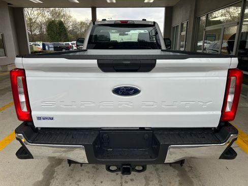 New 2026 Ford F250 XL w/ XL Chrome Package AWD/4WD image 14