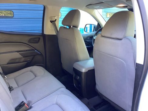 Used 2022 Chevrolet Colorado W/T w/ WT Convenience Package image 32