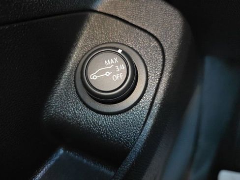 Used 2023 GMC Terrain SLT image 20