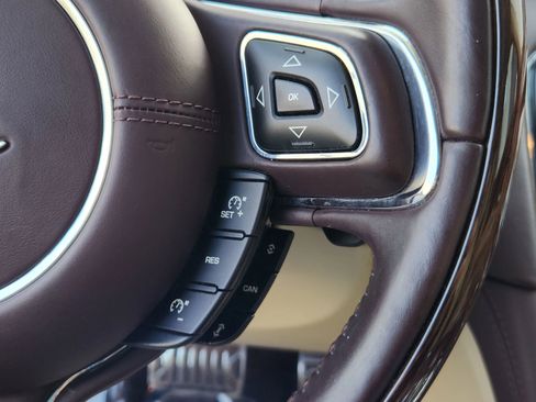 Used 2011 Jaguar XJ L Supersport image 11