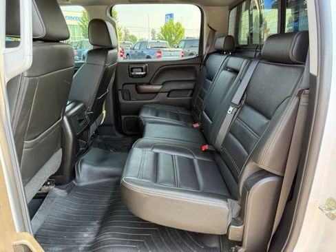 Used 2019 GMC Sierra 2500 Denali w/ Duramax Plus Package AWD/4WD image 9