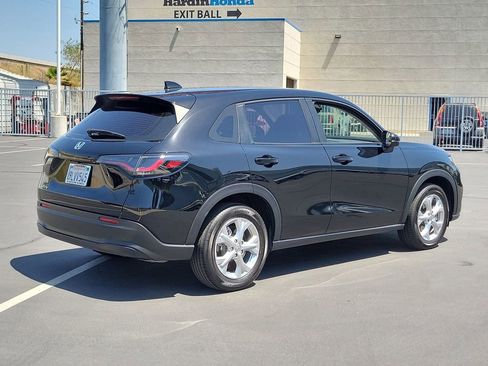 Certified 2024 Honda HR-V LX image 5
