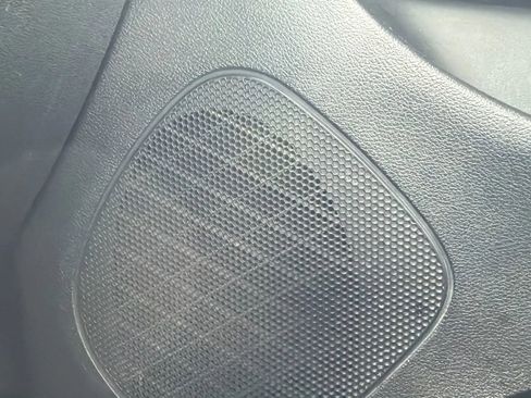 Used 2015 Dodge Grand Caravan R/T image 28