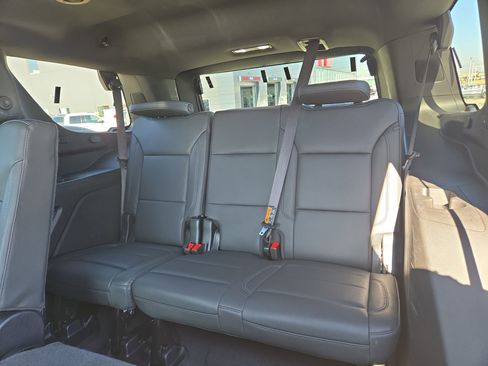 Used 2025 Chevrolet Tahoe LT image 41