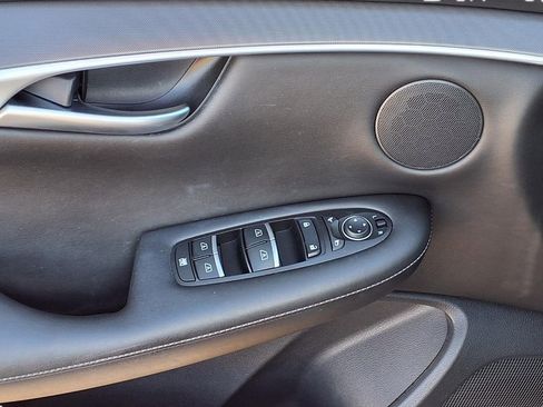 Used 2022 INFINITI QX50 Luxe w/ Appearance Package image 16