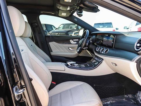 Used 2019 Mercedes-Benz E 63 AMG S image 22