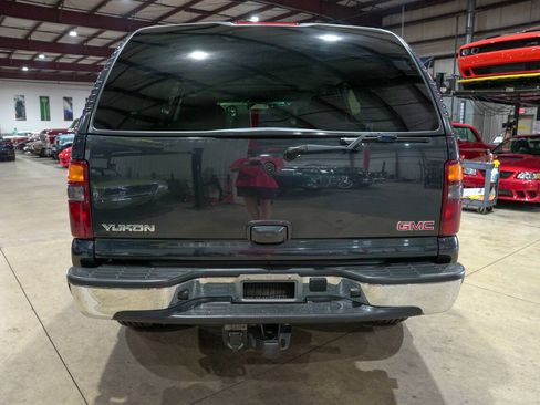 Used 2003 GMC Yukon SLT w/ 1SD Preferred Equipment Group AWD/4WD image 7