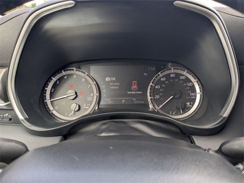 Used 2023 Toyota Highlander XLE image 30