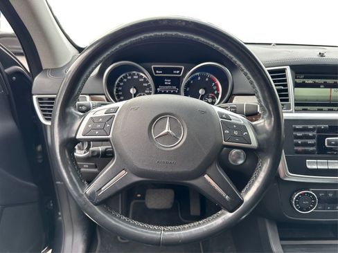 Used 2015 Mercedes-Benz GL 450 4MATIC image 20