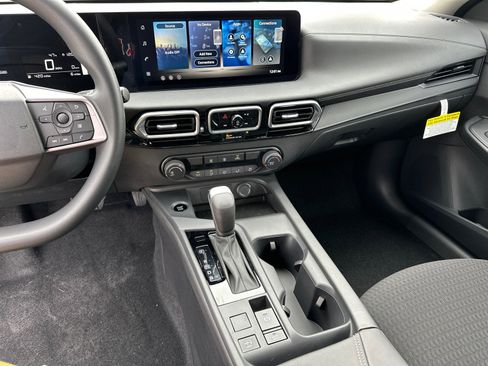 New 2026 Nissan Sentra S w/ Floor Mat Package image 28