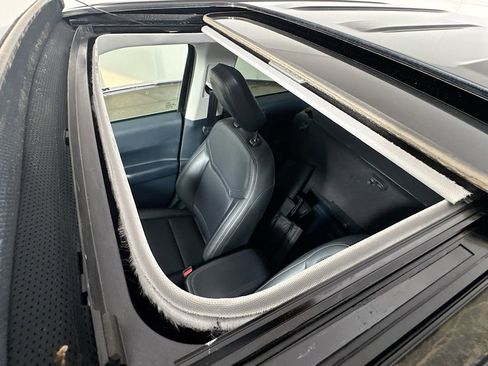 Used 2024 Ford Maverick Lariat w/ Black Appearance Package image 25