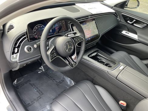 New 2026 Mercedes-Benz E 350 Sedan image 19