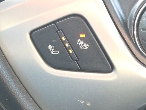 Used 2014 GMC Sierra 1500 SLT w/ Suspension Package, Off-Road image 28