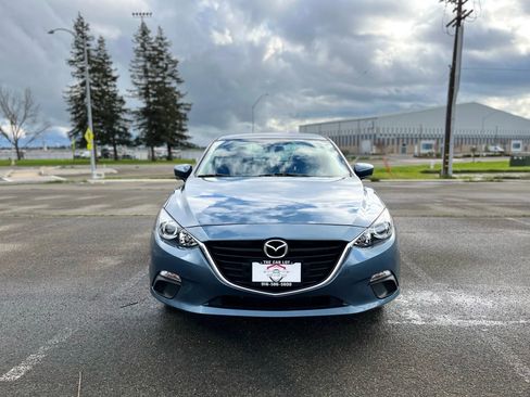 Used 2016 MAZDA MAZDA3 i Sport w/ Preferred Equipment Package image 2