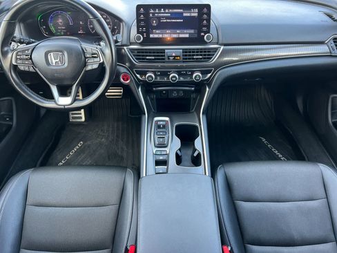 Used 2022 Honda Accord Sport image 4