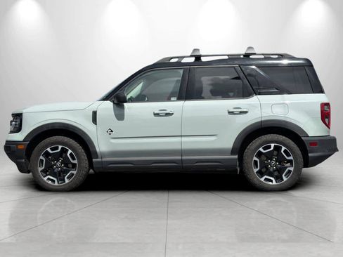 Used 2022 Ford Bronco Sport Outer Banks w/ Tech Package AWD/4WD image 5